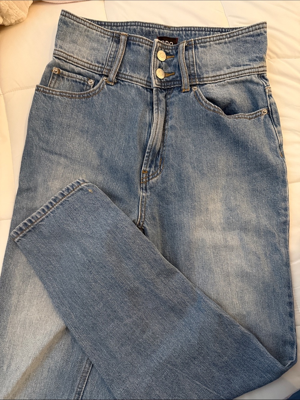 BDG High-Rise Light Wash Jeans